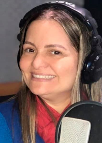 Ana Lúcia Menezes