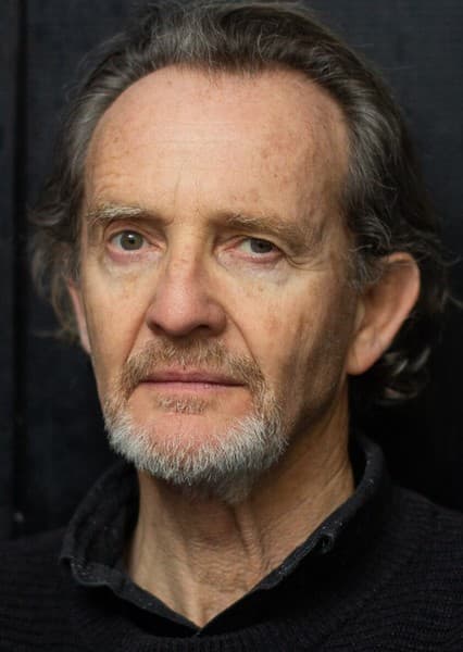 Anton Lesser