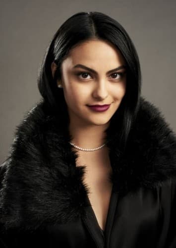 Camila Mendes