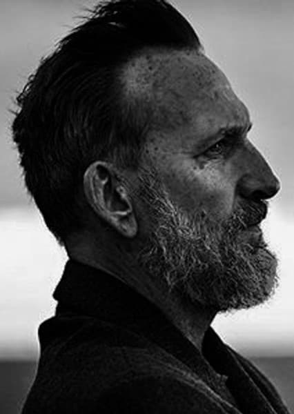 Christopher Eccleston