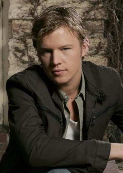 Christopher Egan