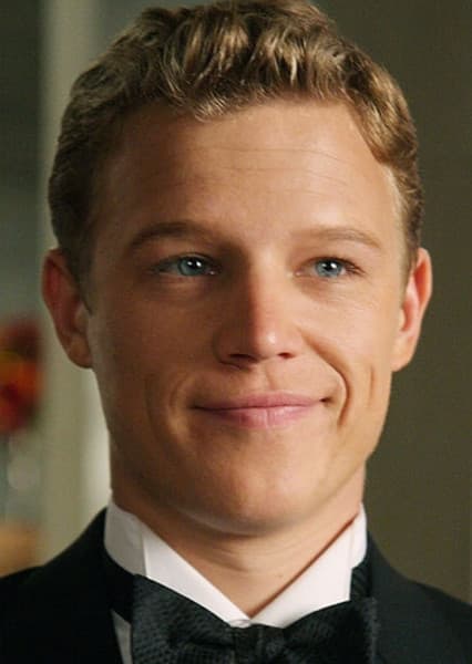 Christopher Egan
