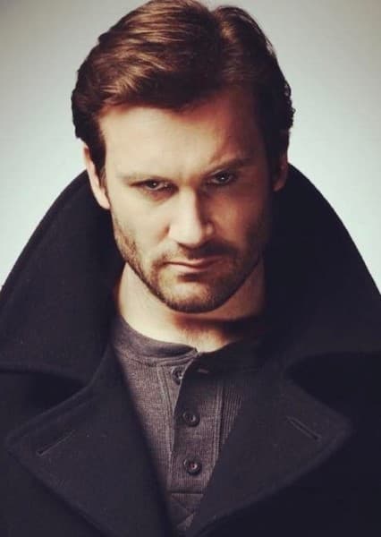 Clive Standen