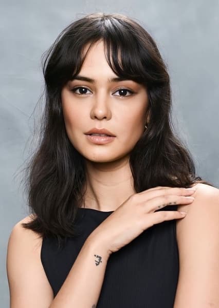 Courtney Eaton