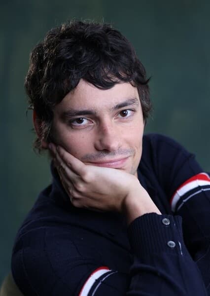 Devon Bostick
