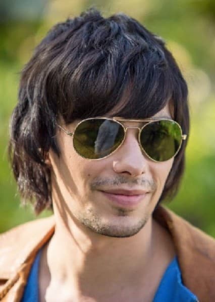 Devon Bostick
