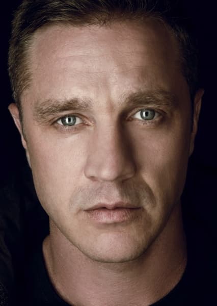 Devon Sawa
