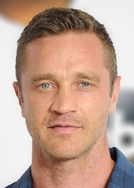 Devon Sawa