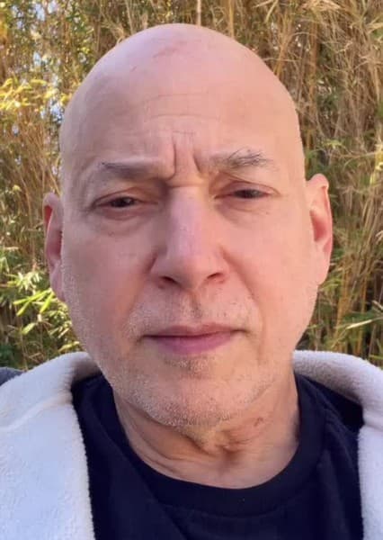 Evan Handler