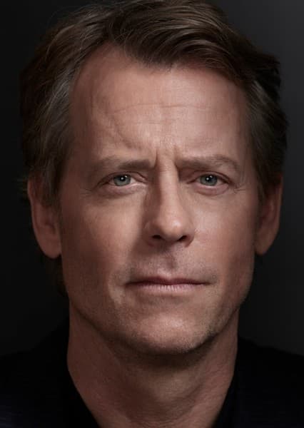 Greg Kinnear