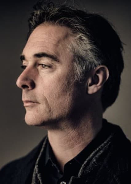 Greg Wise