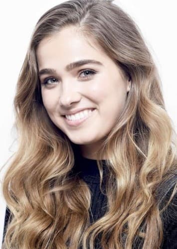 Haley Lu Richardson