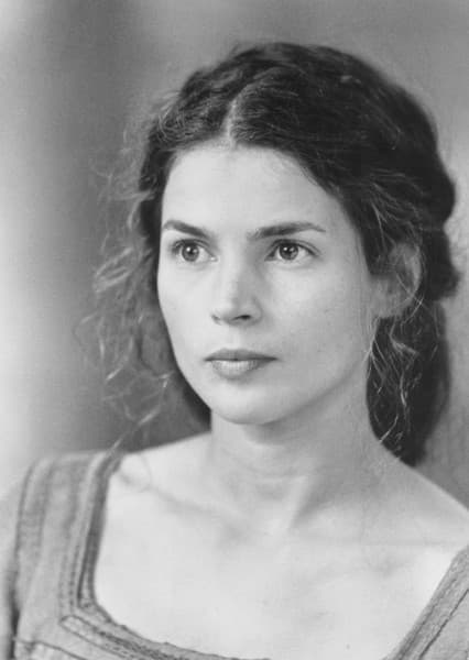 Julia Ormond