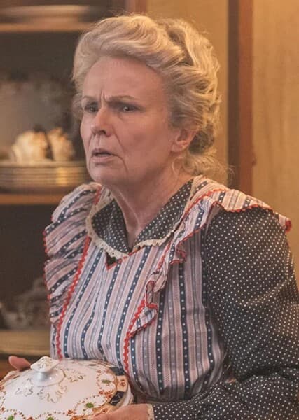 Julie Walters