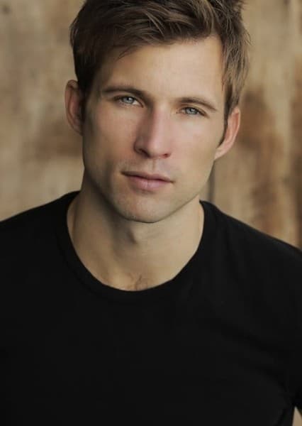 Justin Deeley