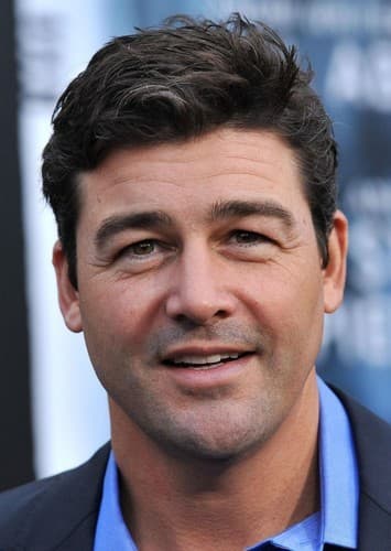 Kyle Chandler
