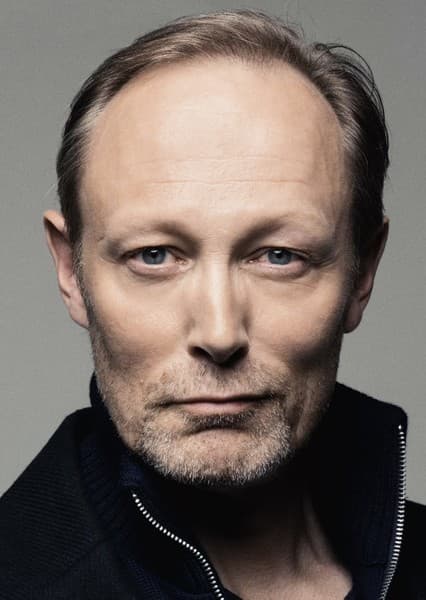 Lars Mikkelsen