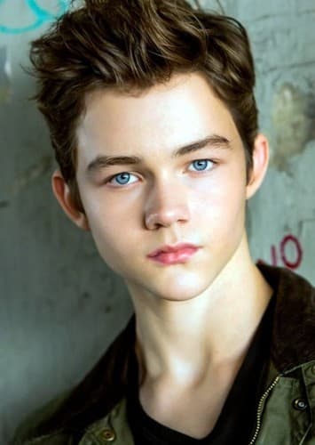 Levi Miller