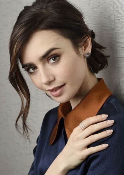 Lily Collins