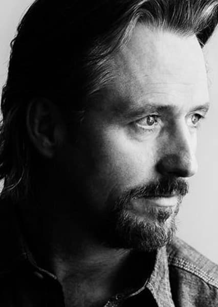 Linus Roache
