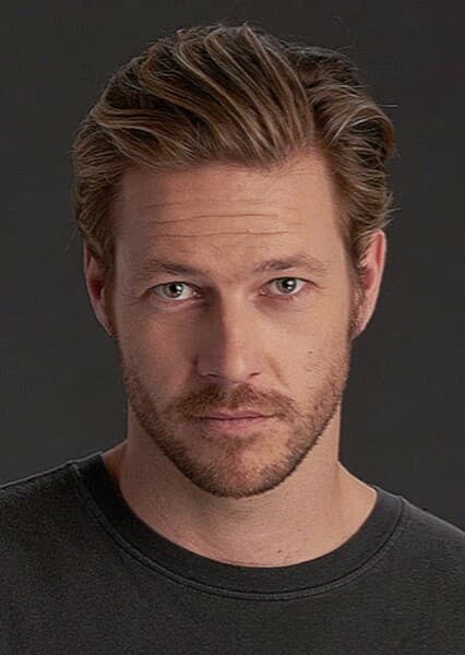 Luke Bracey