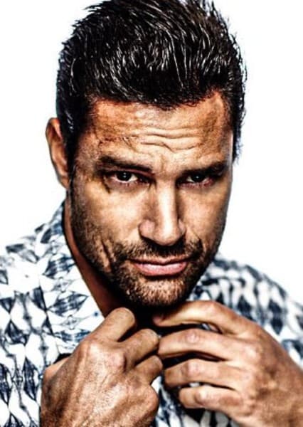Manu Bennett