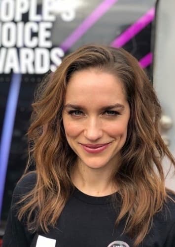 Melanie Scrofano photo