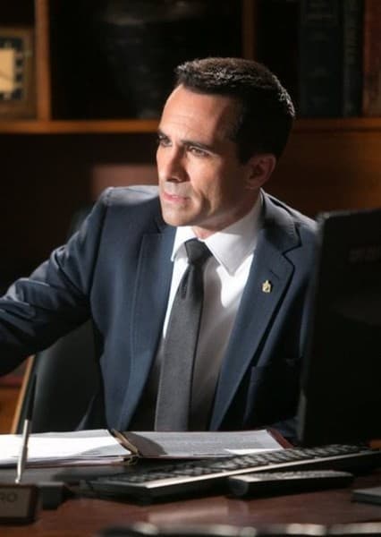 Nestor Carbonell