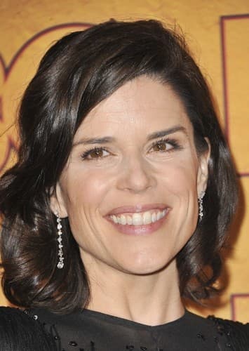 Neve Campbell
