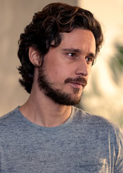 Peter Gadiot