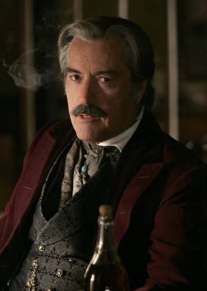 Powers Boothe