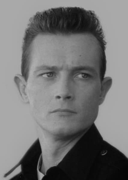 Robert Patrick
