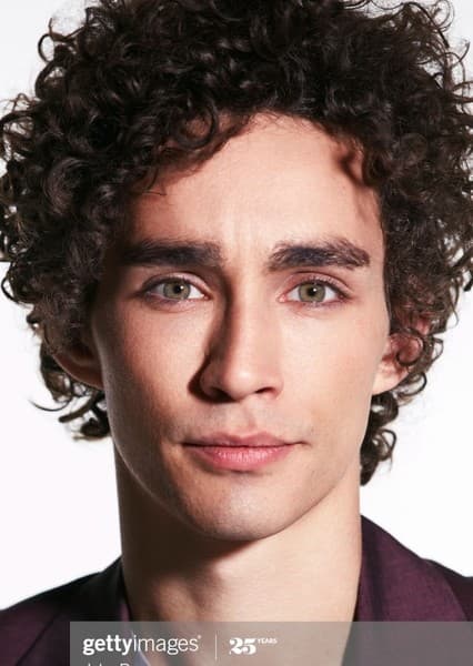 Robert Sheehan