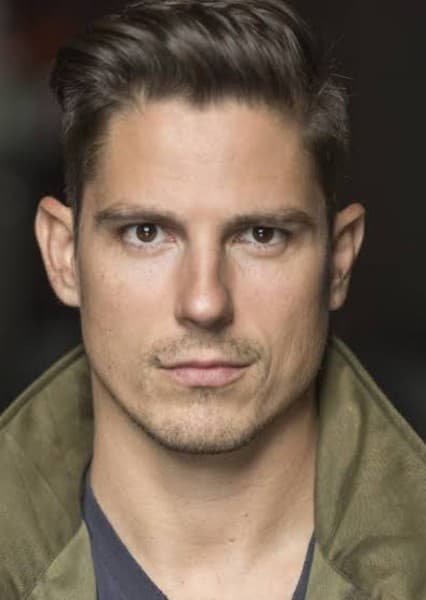 Sean Faris