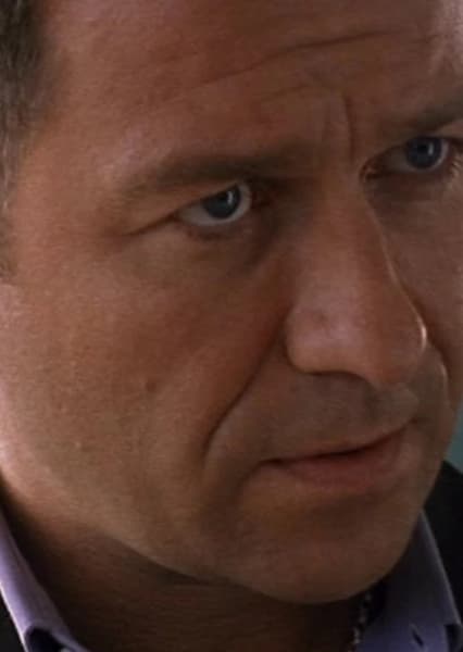Sean Pertwee