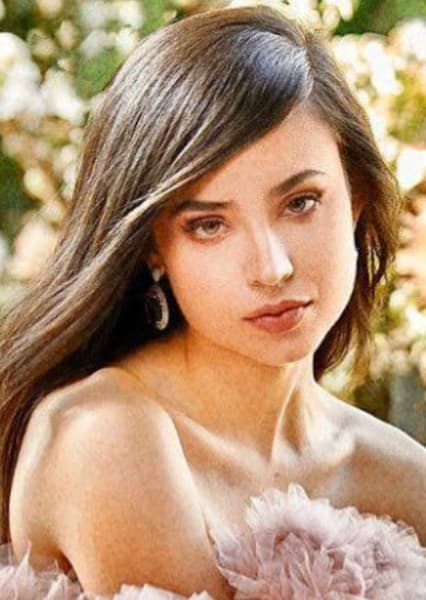 Sofia Carson
