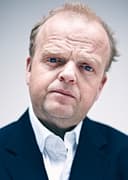 Toby Jones