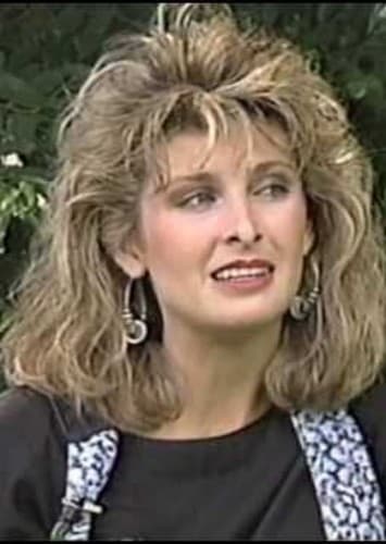 Linda Davis