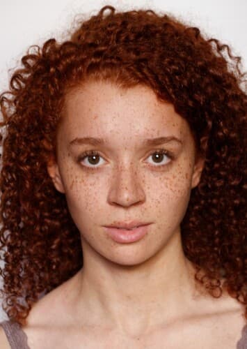 Female Celebrities With Red Hair