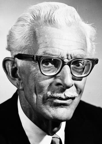 Alan Napier
