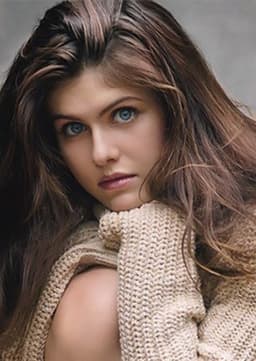 Alexandra Daddario