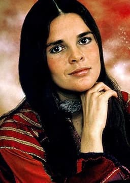 Ali MacGraw
