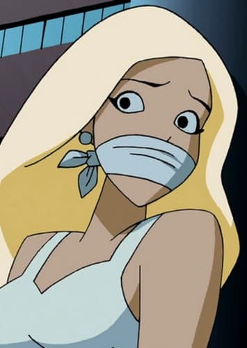 Amy (Pryce's girlfriend)