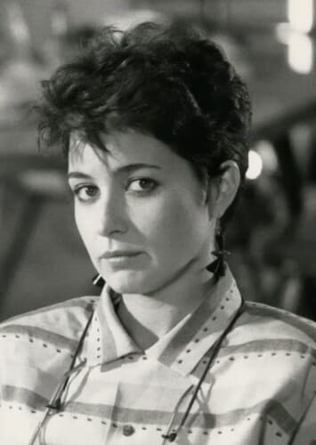 Annie Potts