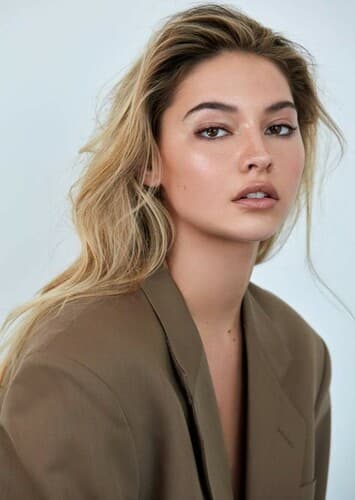 Artemis Cook/Artemis