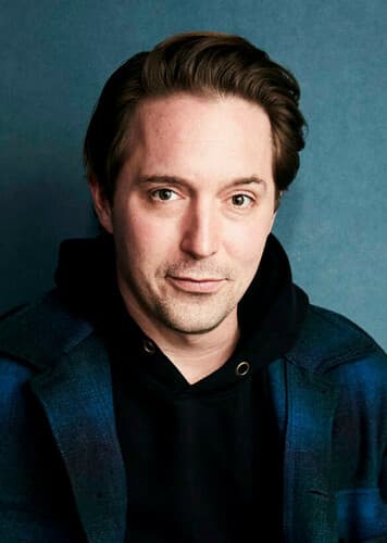 Beck Bennett