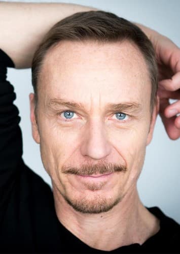 Ben Daniels (cameo)