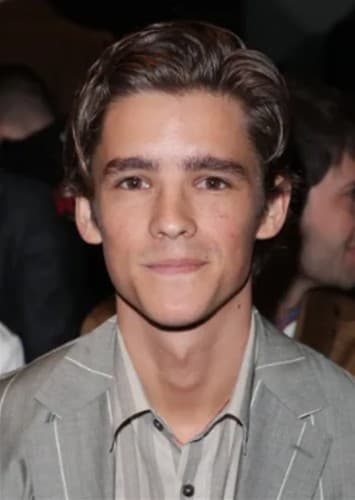 Brenton Thwaites