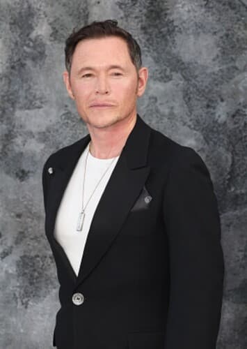 Roman Sionis "Black Mask"