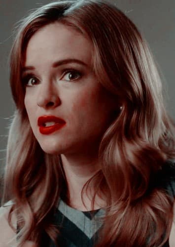 Caitlin Snow